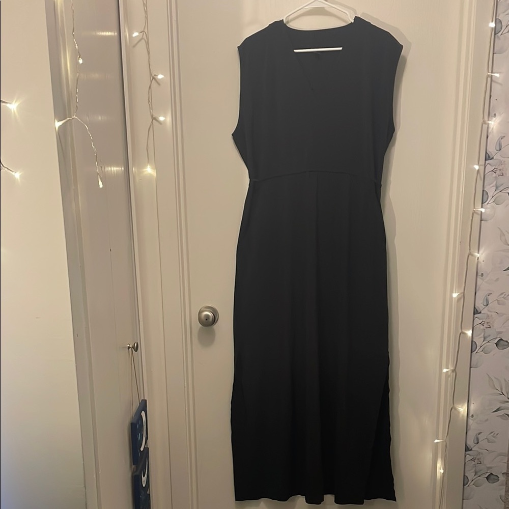 Athleta Black Sheath Maxi Dress Crew Neck Sleeveless
